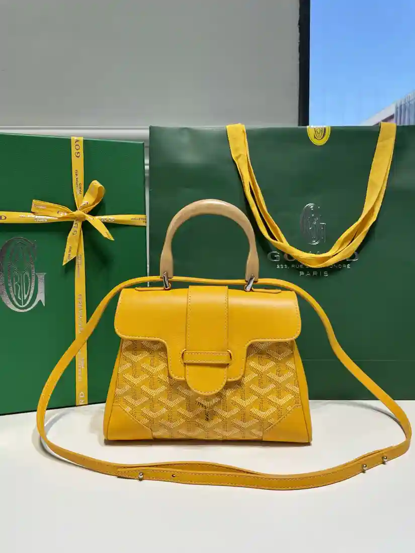 GOYARD saigon mini 21cm