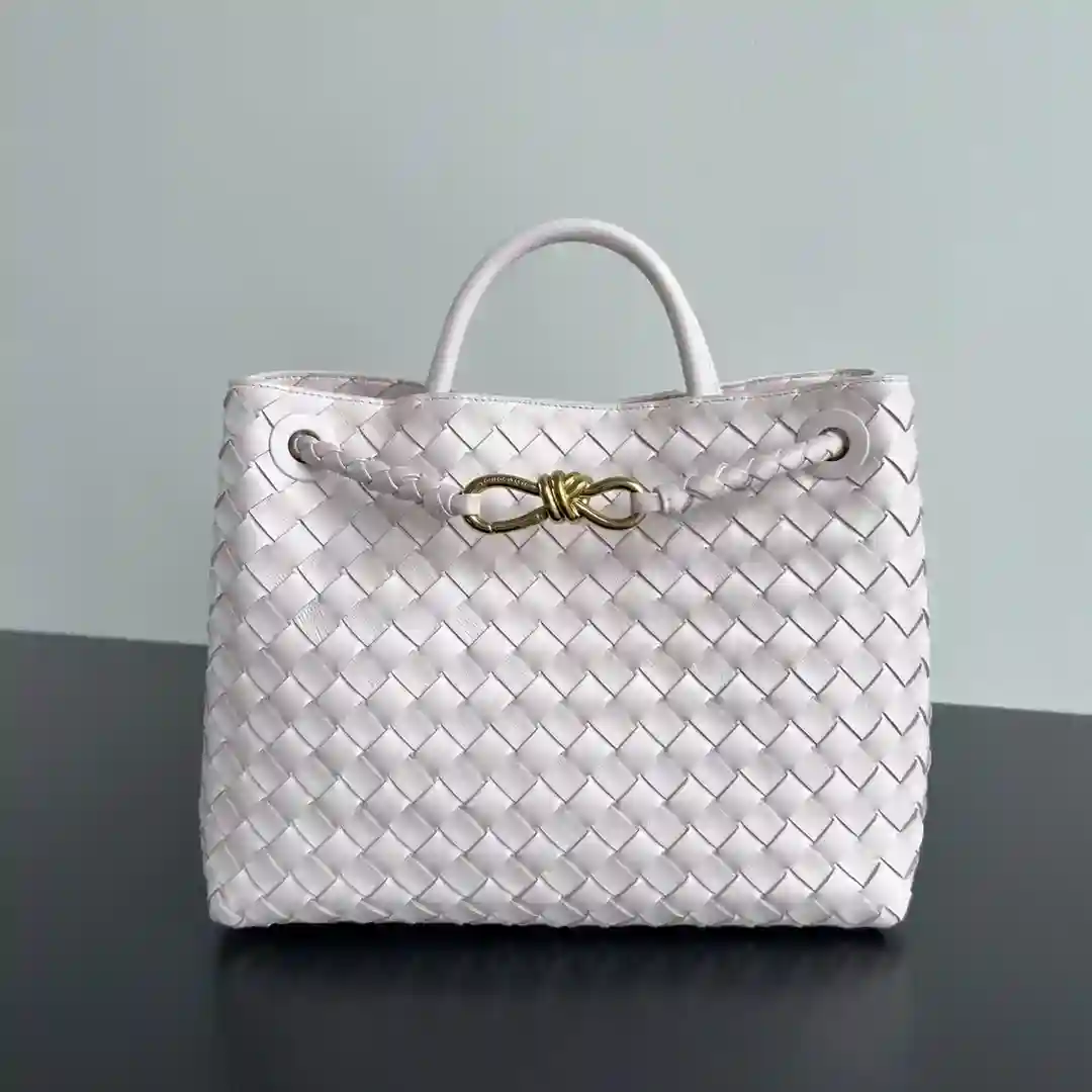 Bottega Veneta 트래버틴미디엄 안디아모 백