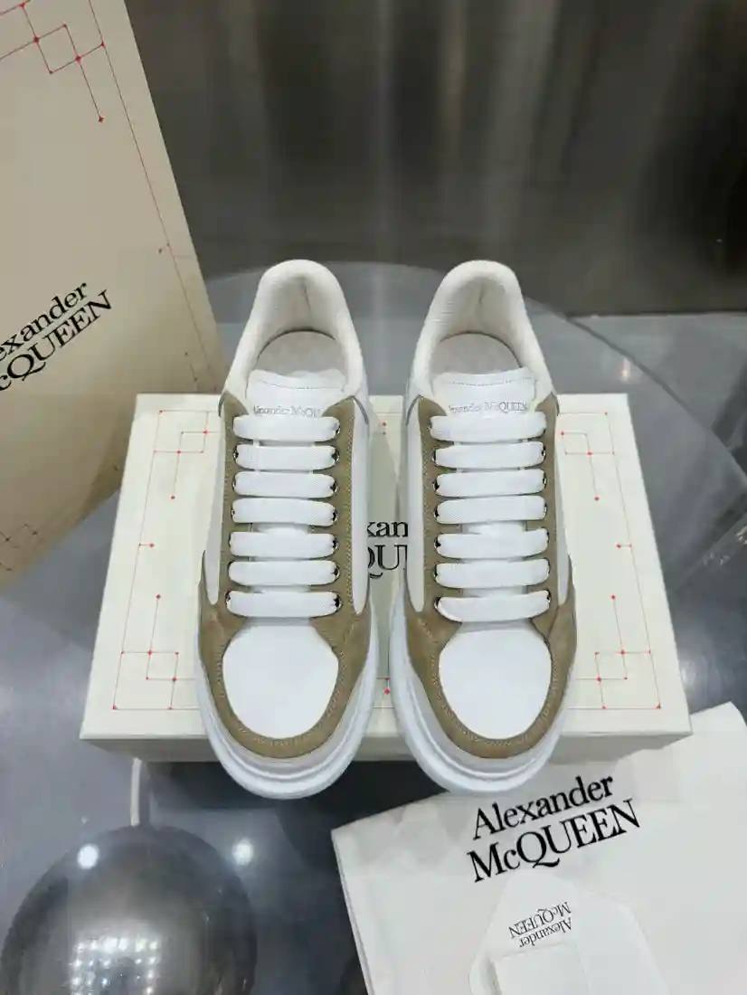 Alexander McQUEEN  알렉산더맥퀸 오버솔 [남녀공용]